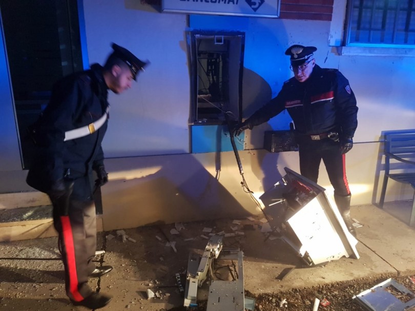 La banda del bancomat in azione a Mombello 